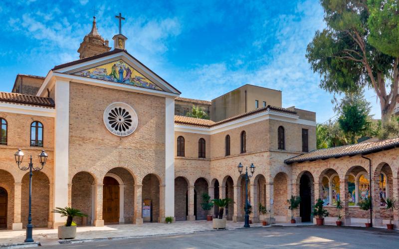 PASQUA DELLA TRADIZIONE TRA ABRUZZO E MARCHE